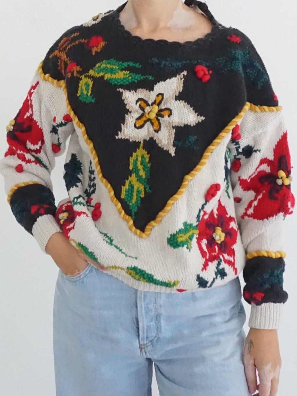Vintage Jennifer Reed Cream Floral Holly Christmas Hand Knit Sweater L